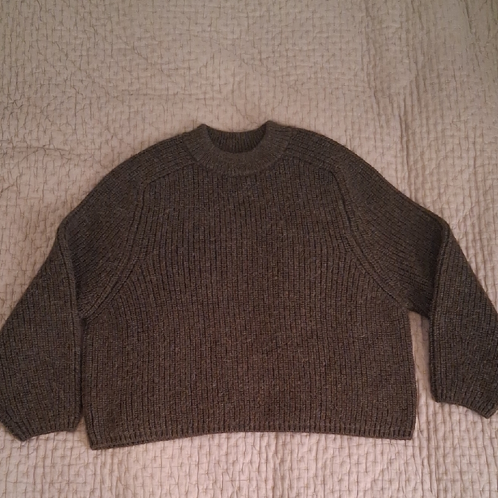 OZMA Elia Crew Brown Baby Alpaca Chunky Knit Sweater XS/S Like New